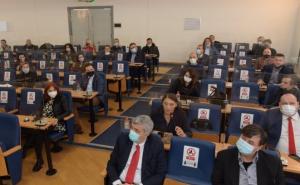 Neviđeni potez na bh. političkoj sceni: Adilagić i Isović se odrekli primanja