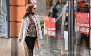 Prošetajte s nama kišnim Sarajevom: Građani su ovako iskoristili prvi dan vikenda 