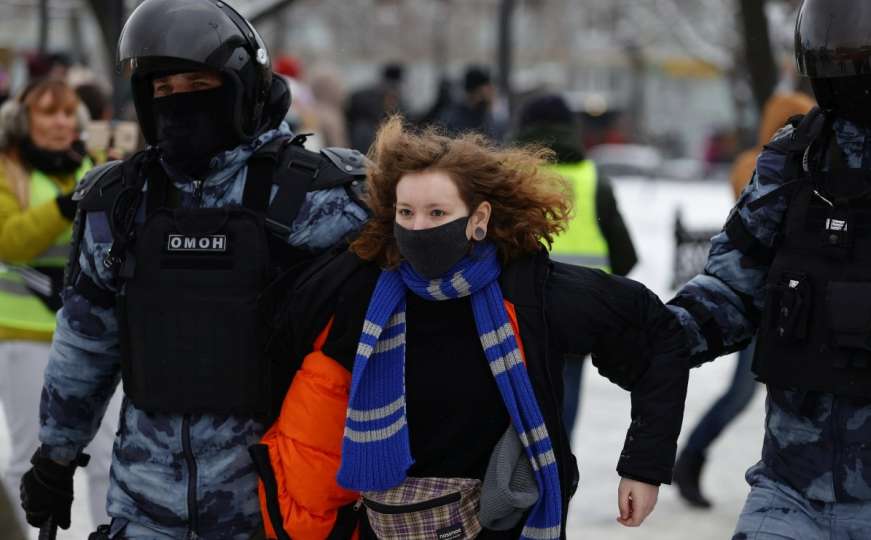 Hiljade demonstranata na ulicama traže oslobađanje Navalnyja