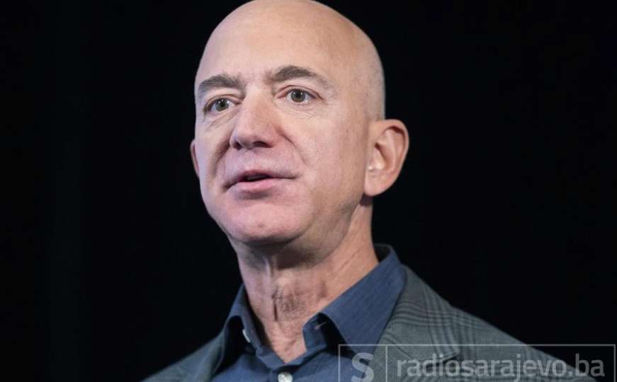 Jeff Bezos odstupa s mjesta šefa Amazona, sada ima novu funkciju