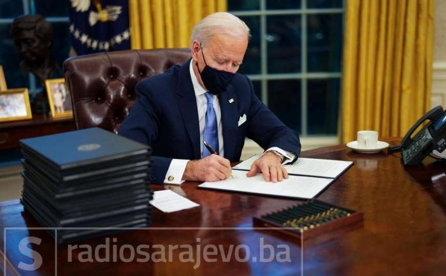 Joe Biden potpisao tri nove izvršne uredbe