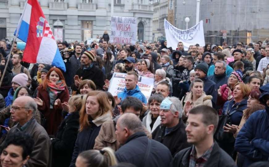 Veliki protesti preduzetnika u Zagrebu: "Dajte nam da radimo"