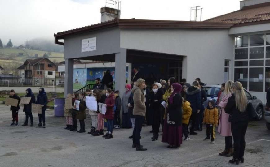 Djeca u Potočarima krenut će u školu: Učionice će grijati peći na drva