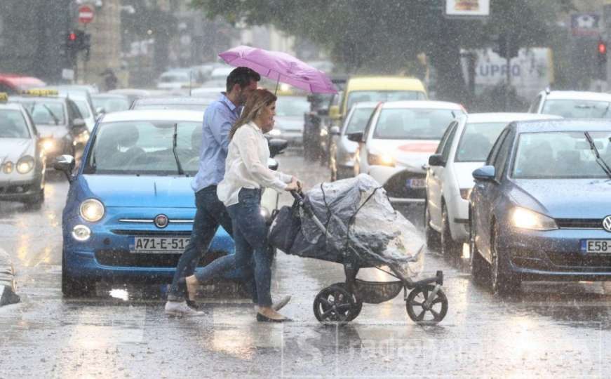 Zahlađenje i kiša: Meteorolozi objavili šta nas čeka za vikend, najavili i snijeg