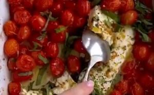 Recept s TikToka koji je zaludio internet: Feta sir uz tjesteninu i paradajz
