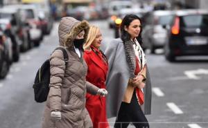 Ko u Sarajevu nosi maske, a ko ne: Građani u popodnevnoj šetnji gradom