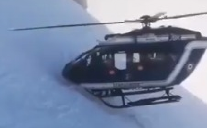 Ponovo viralan snimak nevjerovatnog manevra pilota u akciji spašavanja