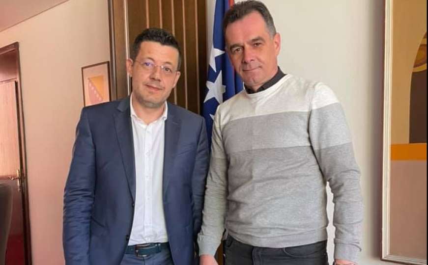 Čampara objavio fotografiju sa Musićem koji je isključen iz SDA: "Išćeralo i njega"!