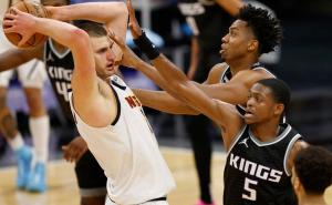 Jokić ubacio 43 poena u porazu Denvera od Bostona, Harden najbolji kod Netsa