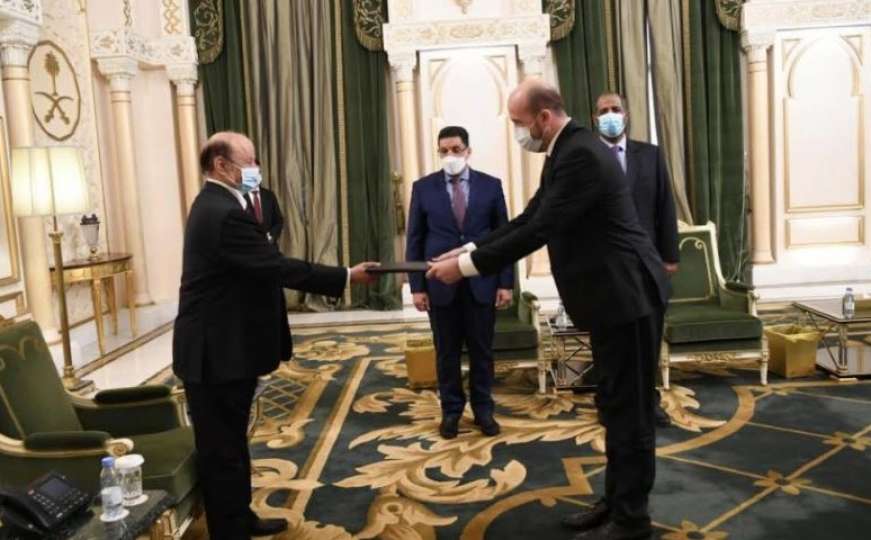 Ambasador Jusić predao akreditivna pisma predsjedniku Jemena