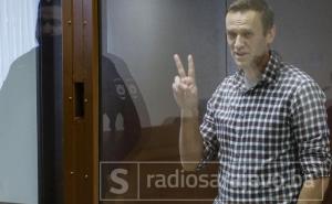 Navalni neobičnom porukom iz staklenog kaveza reagirao na presudu: "Super"  