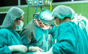 Strašan slučaj u SAD: Žena umrla od korone, "zarazila" je transplantirana pluća