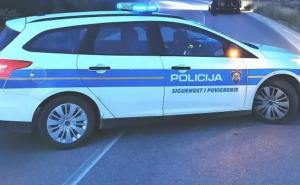 Policija u Hrvatskoj upala na svadbu i uhapsila mladi par zbog širenja zaraze