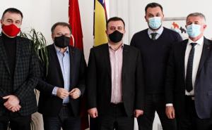 SDP, Naša stranka i NiP predstavili zajedničkog kandidata za načelnika Travnika