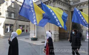 Ljiljani, zastave, baloni: Pogledajte kako su studenti danas obilježili 1. mart