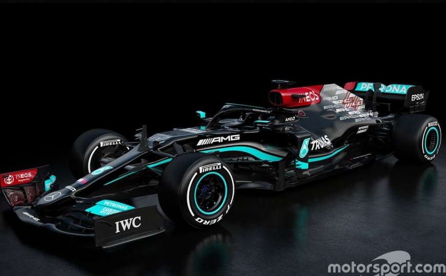 Predstavljen novi bolid Mercedesa: Izgleda impresivno