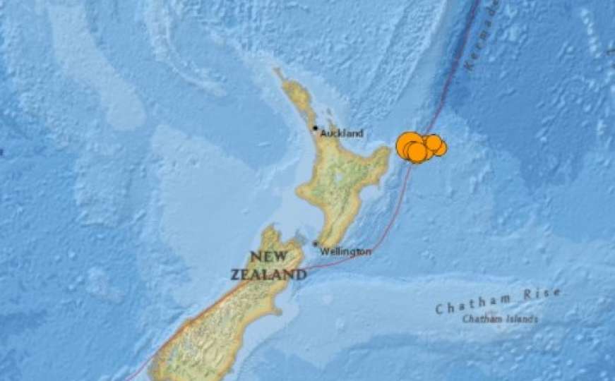 Novi Zeland: Prošla opasnost od cunamija, ali građani evakuisani