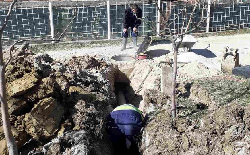 ViK na terenu: Veliki broj sarajevskih ulica bez vode
