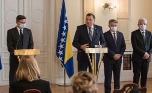 Dodik nakon susreta s Pahorom: Zahvalan sam predsjedniku na donaciji