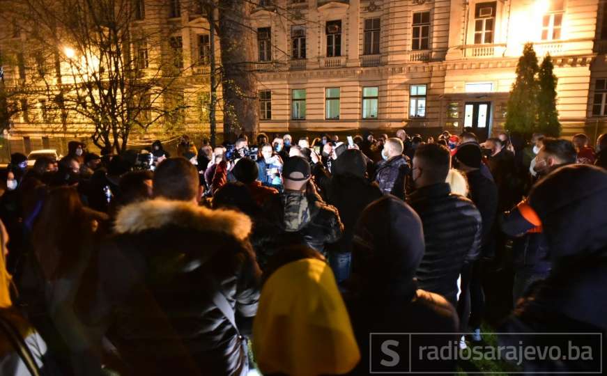 Ugostitelji u Sarajevu će i danas protestovati zbog lockdowna