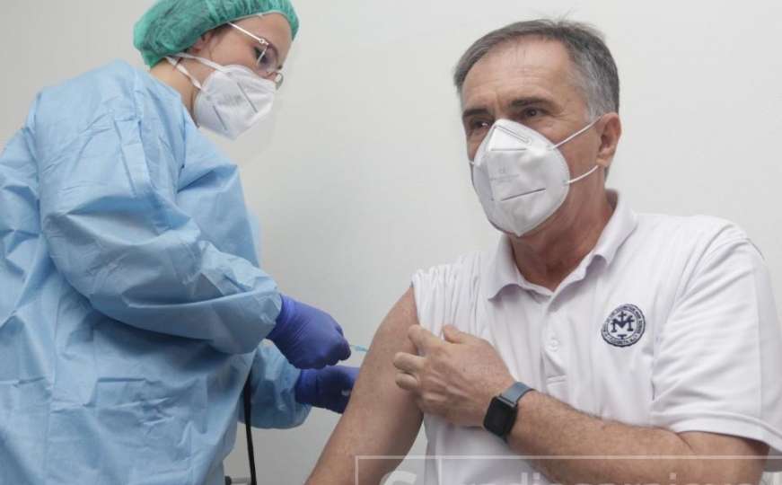 Počela vakcinacija zdravstvenih radnika u Sarajevu