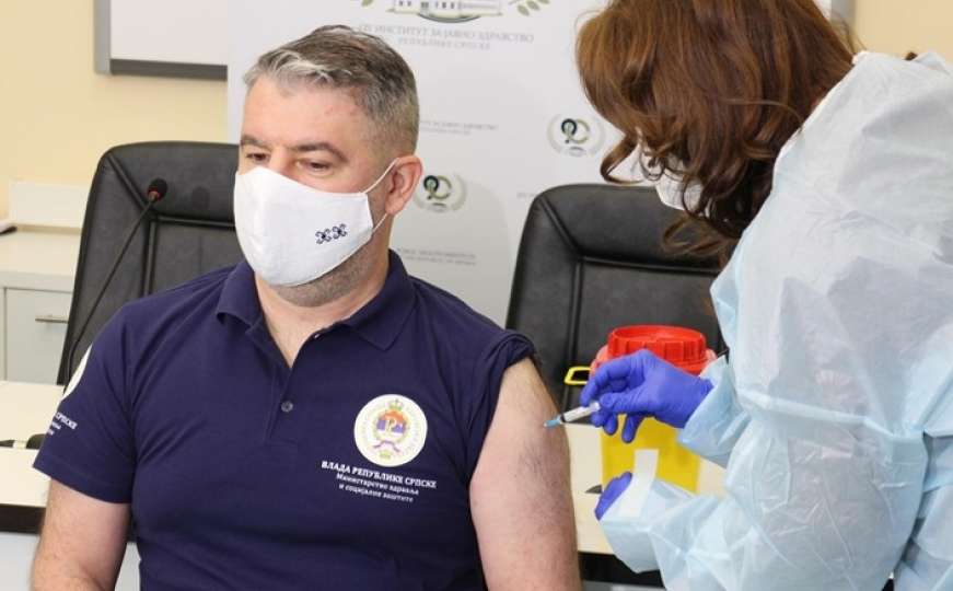 Ministar Alen Šeranić primio vakcinu: Pozvao starije od 65 da se prijave