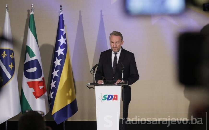 Poruka Dodiku: Mirnog razlaza neće biti, a ni podjele BiH