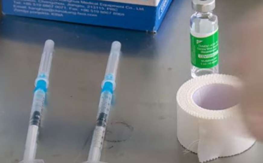 Veliki broj medicinara u Federaciji BiH odbija vakcinaciju AstraZenecom