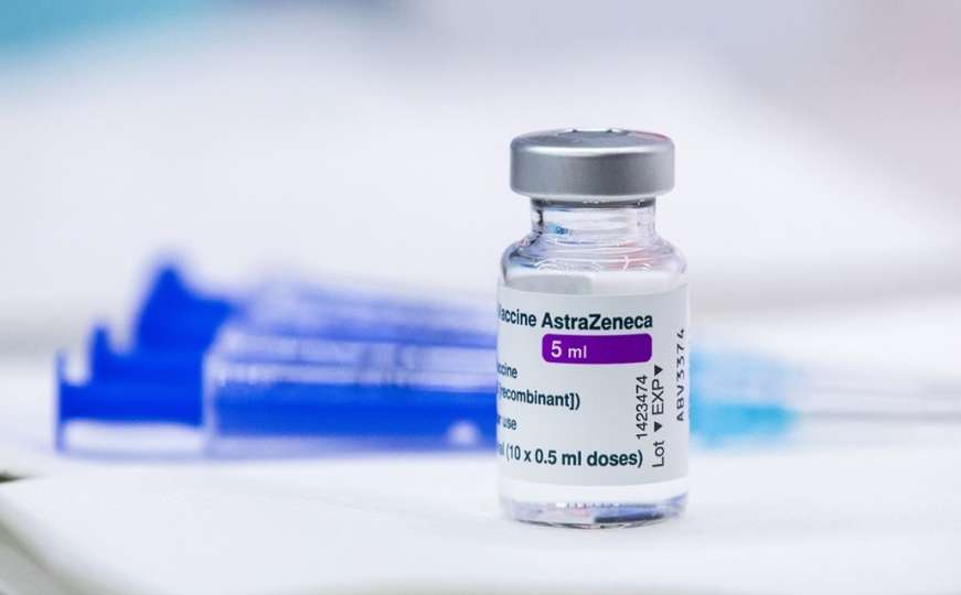 Angela Merkel poručila: Da, vakcinisat ću se cjepivom AstraZeneca