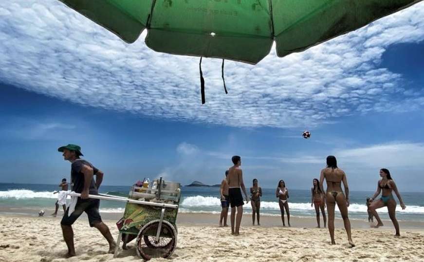 Rio de Janeiro zatvorio plaže, predsjednik Brazila kritikovao odluku