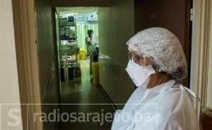 Loše vijesti s KCUS-a: 16 osoba preminulo, 207 novozaraženih u Sarajevu