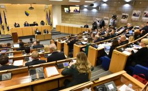 "Novalić prisiljava radnike da biraju između radnog mjesta i zdravlja"