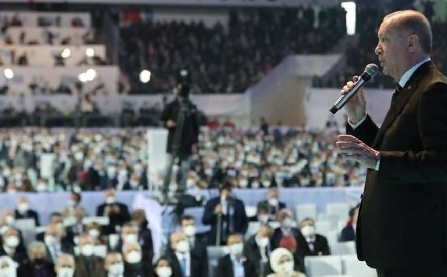 Erdogan ponovo izabran za predsjednika AK Partije