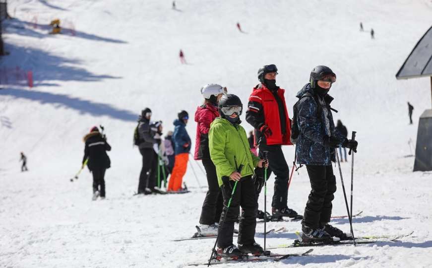 Saopćenje: "Od sutra znatno strožije mjere na skijalištima kod Sarajeva"