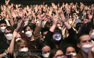 Koncert u Barceloni: S maskom, ali bez distance, svi testirani na COVID prije ulaska