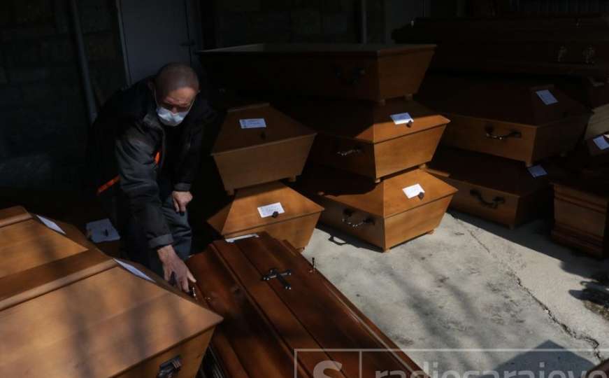 Tokom marta 600 umrlih u KS: U Pokopu ne znaju šta s mrtvima, nema mjesta u mrtvačnici