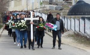Tuga i bol u Nevesinju: Sugrađani ispratili dječaka Vukašina na vječni počinak