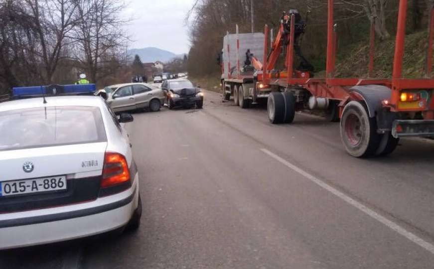 Teška nesreća jutros u BiH: Jedna osoba povrijeđena