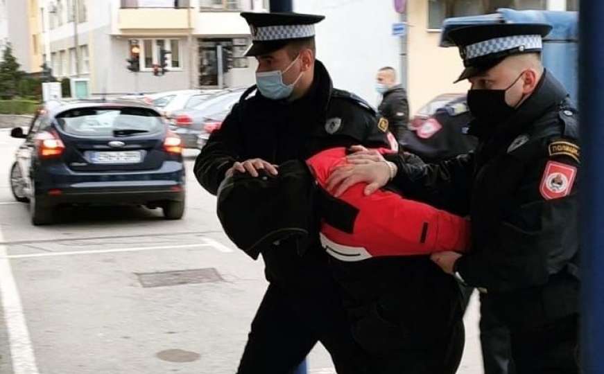 Policijska akcija jutros u BiH: Hapšenja i pretresi na 25 lokacija