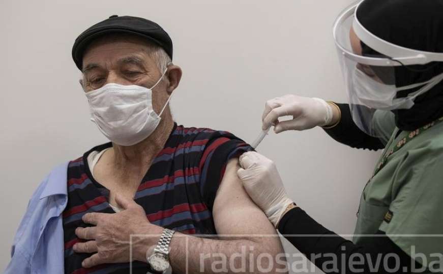 Turska započela vakcinaciju Pfizer cjepivima