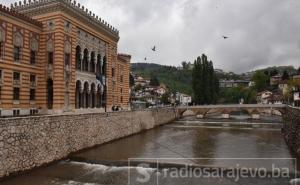 Pripremite kišobrane: U BiH danas oblačno i kišovito, a evo kako će biti sutra