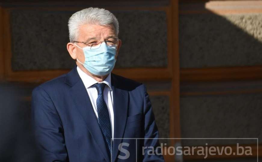 Džaferović: Svako ko ugrožava živote pacijenata mora biti odgovoran pred zakonom