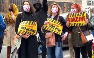 Građani pjesmom poslali poruku Fadilu i Vladi FBiH: Smijenit ćemo vas!