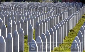 "Otkud u Covid bolnici knjige u kojima se negira genocid u Srebrenici?"