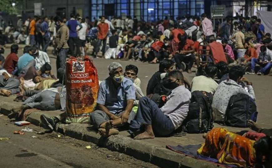 Loša epidemiološka situacija u Indiji, ljudi bježe iz gradova