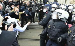 HIljade ljudi na prosvjedima protiv mjera u Beču