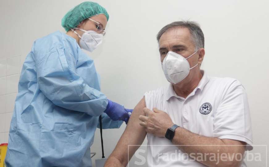 Šarkić objasnio ko će biti cijepljen doniranim vakcinama iz Srbije u KS