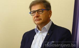 Hadžikadić poziva na masovne proteste, poručuje: Dva su izlaza iz ove situacije