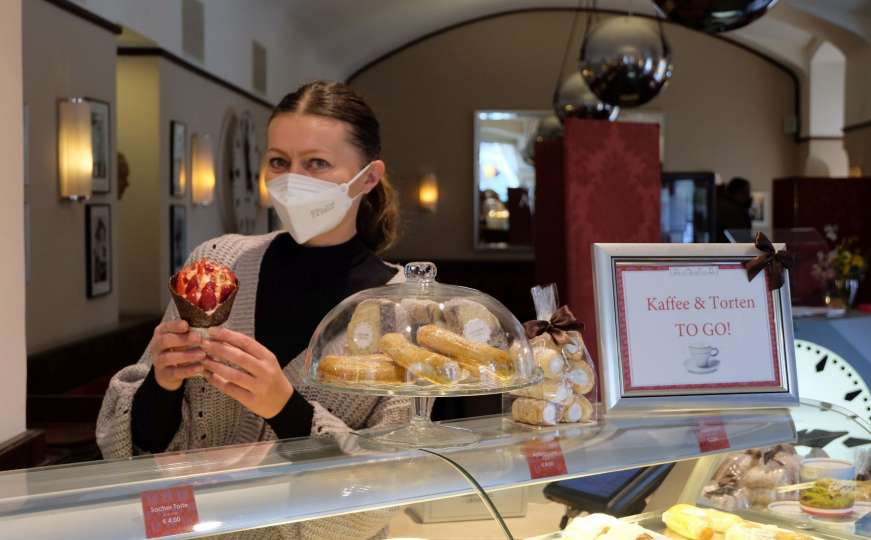 Bečki Café Museum: Uz kafu i kolače, gosti dobijaju i brzi antigenski test na koronu