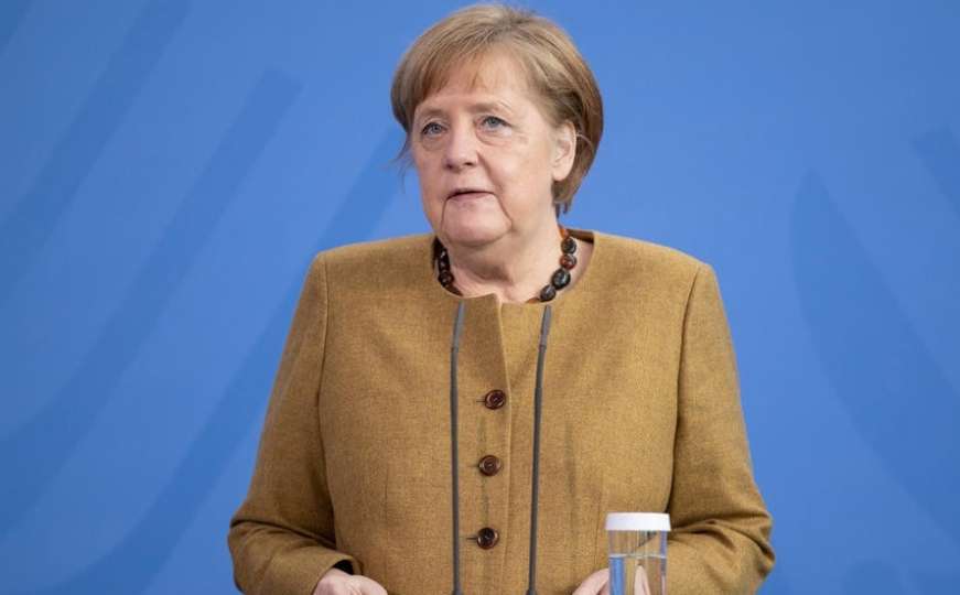Angela Merkel primila prvu dozu AstraZeneca vakcine